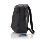 Power USB laptop backpack - Image 6