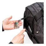 Swiss Peak RFID duffle with suitcase opening - Image 10