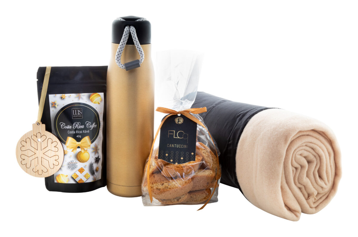 Kattavik travel gift set - Image 3