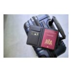 Recycled PU passport holder Mavi - Image 3